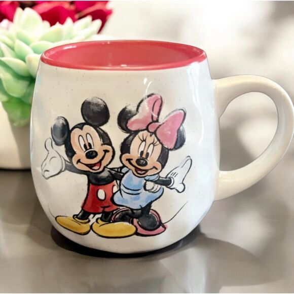Mickey & Minnie Candle 16oz Bergamot Scent | Repurposed Disney Mug Collectible - Picture 1 of 2